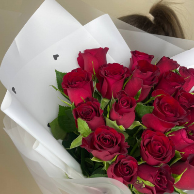 Букет из красной розы